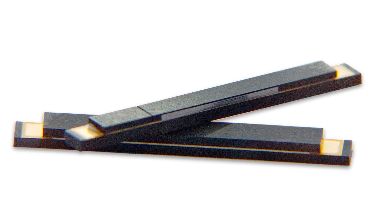 Extracted FOWLP Test Samples
