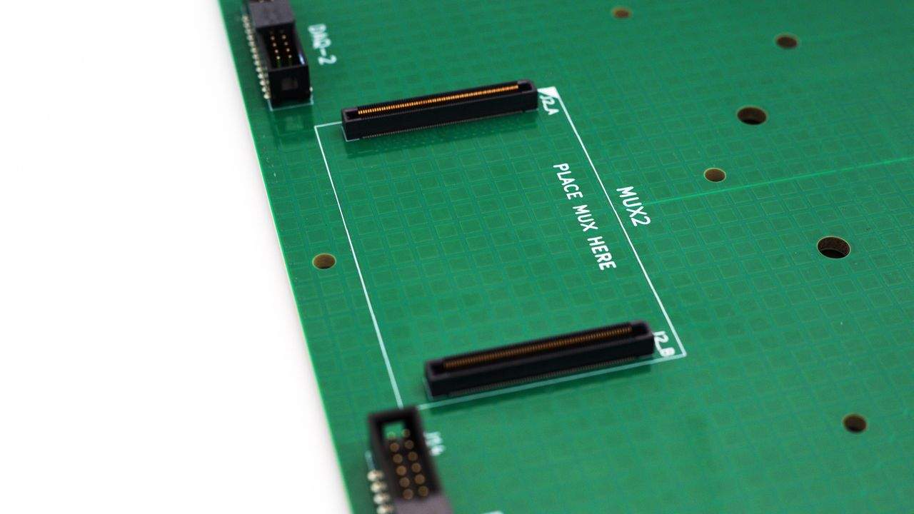 TTV200 MUX Connector